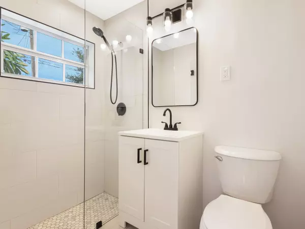 Palm Beach Gardens, FL 33410,359 Garden BLVD