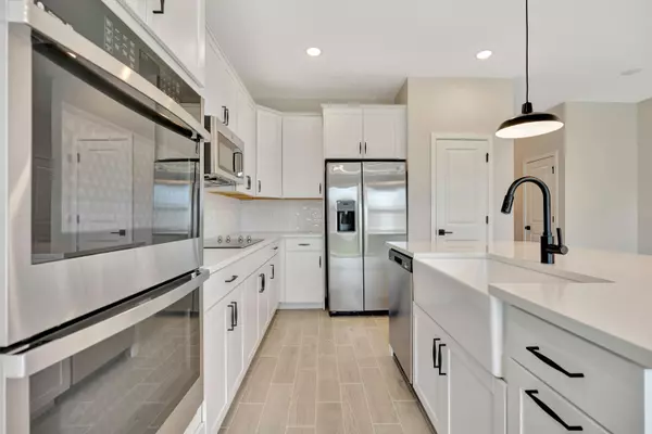 Stuart, FL 34997,148 SE Birch TER