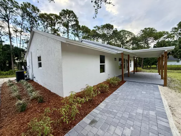Loxahatchee, FL 33470,15215 76 Rd N
