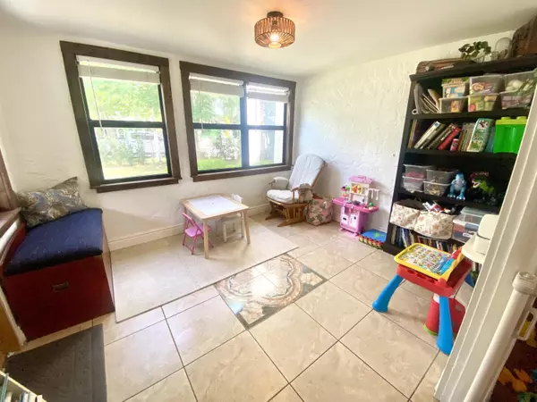 West Palm Beach, FL 33401,1026 Upland RD