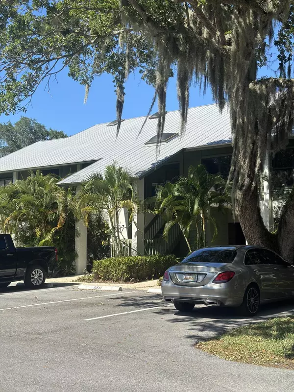 5270 SE Seascape WAY 102, Stuart, FL 34997