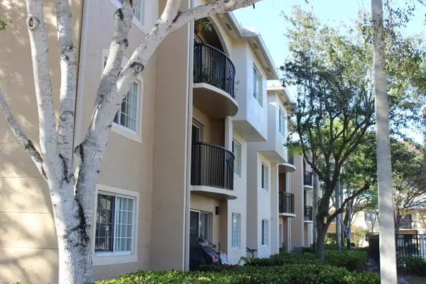 Royal Palm Beach, FL 33411,1700 S Crestwood CT 1715