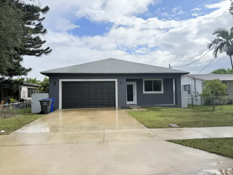 5628 Flagler ST, Hollywood, FL 33023