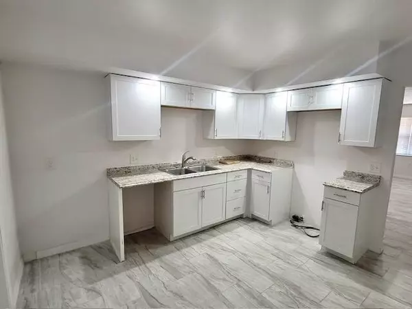 Lakeland, FL 33803,101 Lake Hunter DR 6