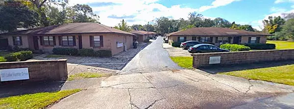 101 Lake Hunter DR 6, Lakeland, FL 33803