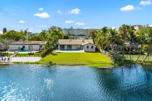 Miami, FL 33179,18735 NE 18th AVE