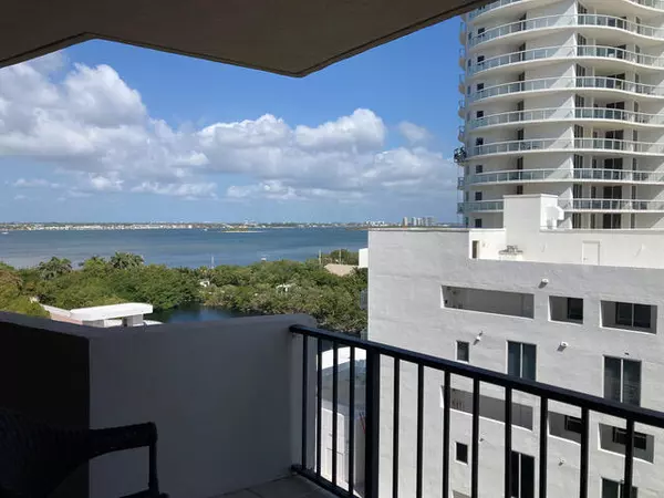 Singer Island, FL 33404,4200 N Ocean DR 1-905