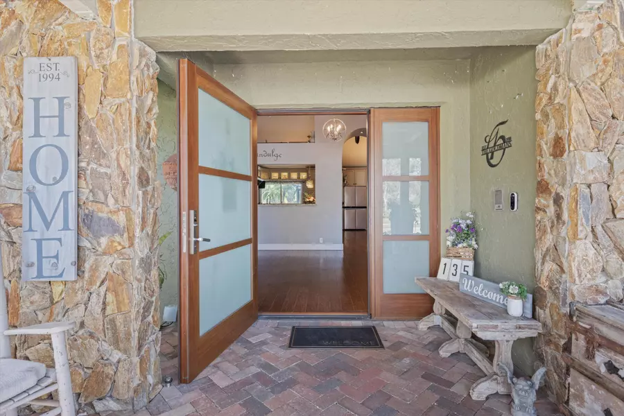 135 Saint Davids WAY, Wellington, FL 33414