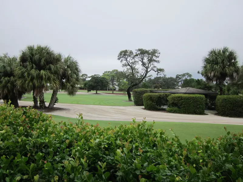 111 W Fairview, Tequesta, FL 33469