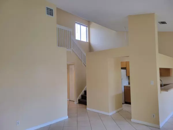 Coral Springs, FL 33071,1112 Coral Club DR 1112