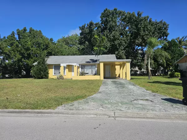 1917 SE Burgundy LN, Port Saint Lucie, FL 34952