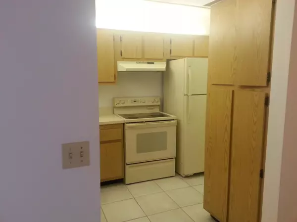 Greenacres, FL 33415,206 Foxtail DR B2