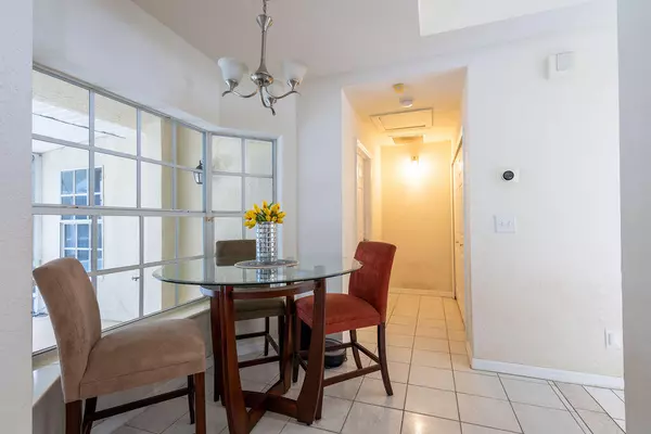 Port Saint Lucie, FL 34983,1067 SE E Floresta DR