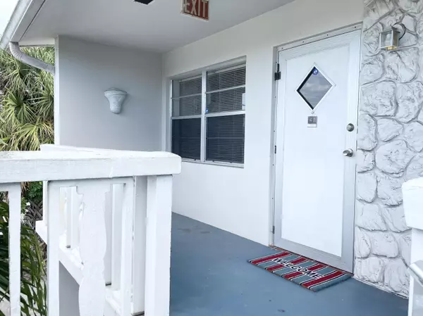 Lake Worth Beach, FL 33460,430 N J ST 4b