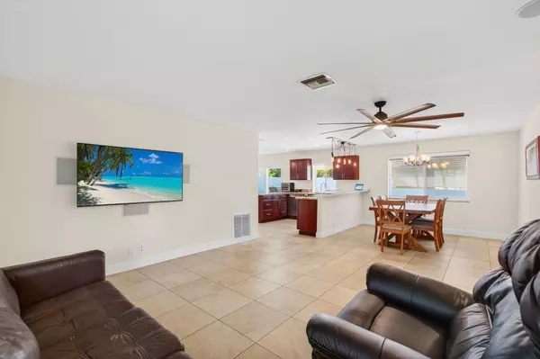 Delray Beach, FL 33445,4712 Ellwood DR