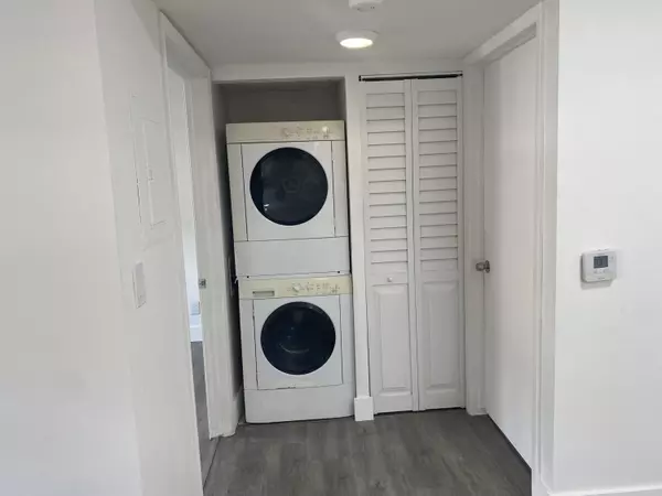 Boca Raton, FL 33428,9466 Boca Cove CIR 303
