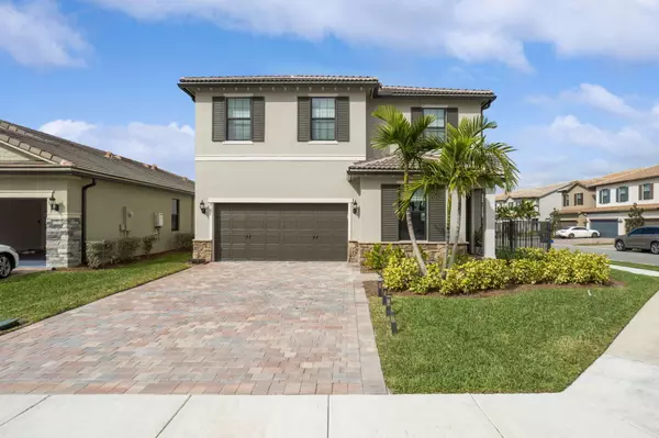 8181 Tailshot CT, Lake Worth, FL 33467