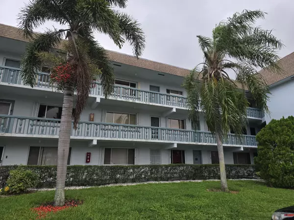 2100 Springdale BLVD 306, Palm Springs, FL 33461