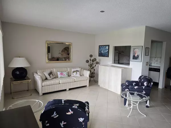 Palm Springs, FL 33461,2100 Springdale BLVD 306