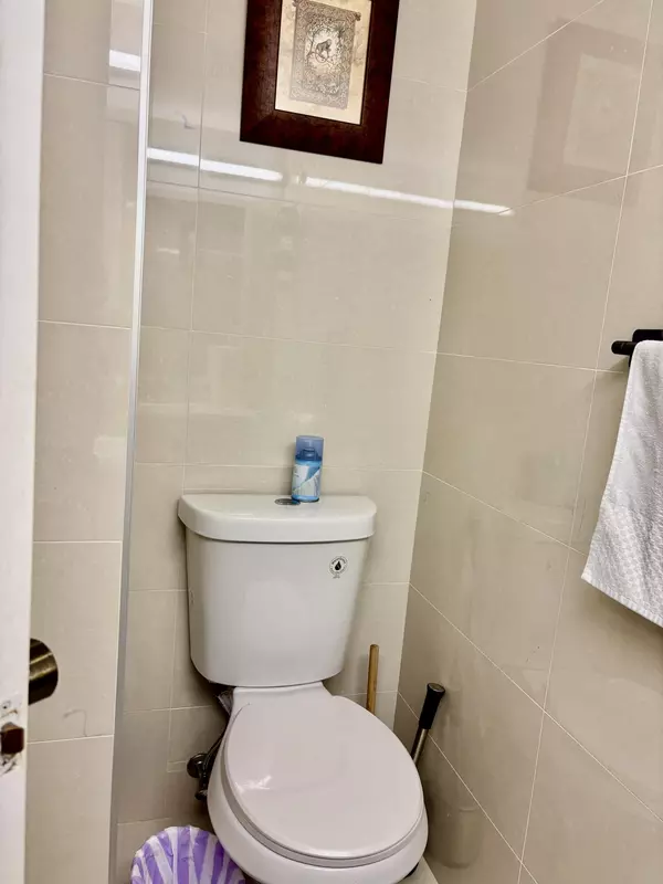 Greenacres, FL 33463,3530 Pine Needle DR A-1