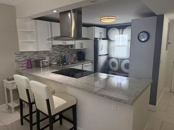 5700 NW 2nd AVE 702, Boca Raton, FL 33487