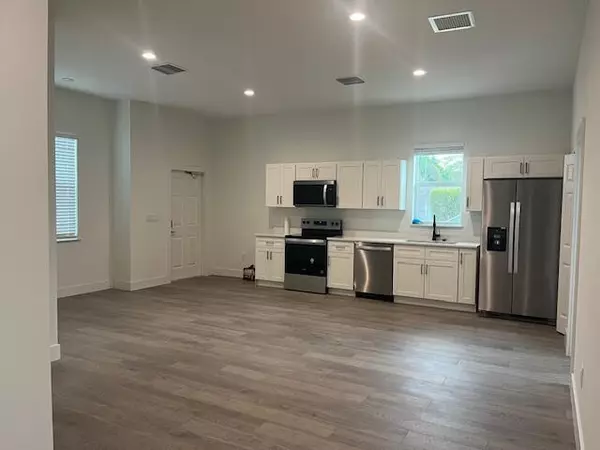 Stuart, FL 34997,2899 SE Amherst ST