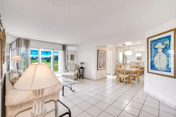 Lake Worth, FL 33467,3951 Via Poinciana 114