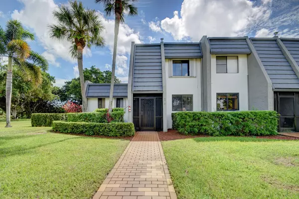 4815 Esedra CT, Lake Worth, FL 33467