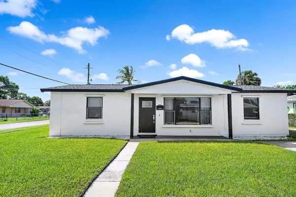 1301 W 26th ST, Riviera Beach, FL 33404