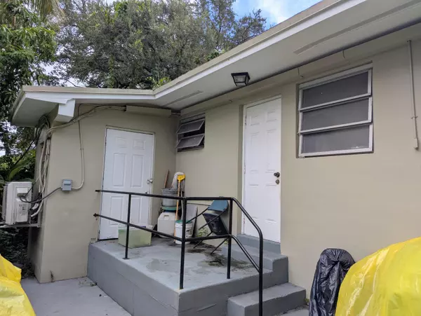 Miami, FL 33137,355 NE 55th TER