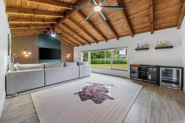 Wellington, FL 33414,12192 Branding Iron CT