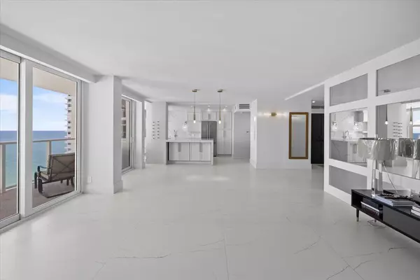 Fort Lauderdale, FL 33308,4300 N Ocean BLVD 15d