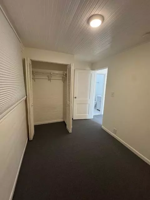 West Palm Beach, FL 33405,4605 Georgia AVE C