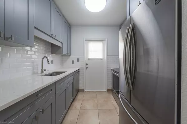 Pompano Beach, FL 33064,5337 NE 17th AVE