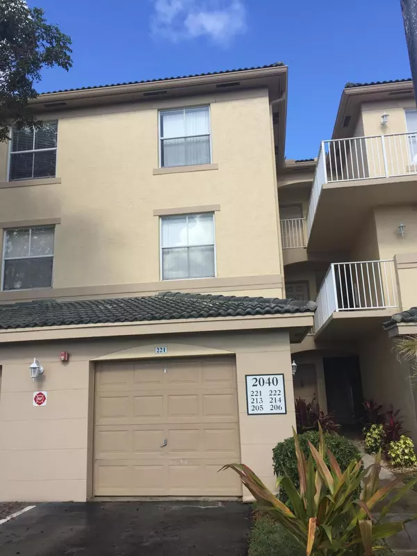 Wellington, FL 33414,2040 Greenview Shores BLVD 221