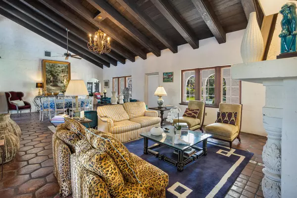 West Palm Beach, FL 33405,333 Murray RD