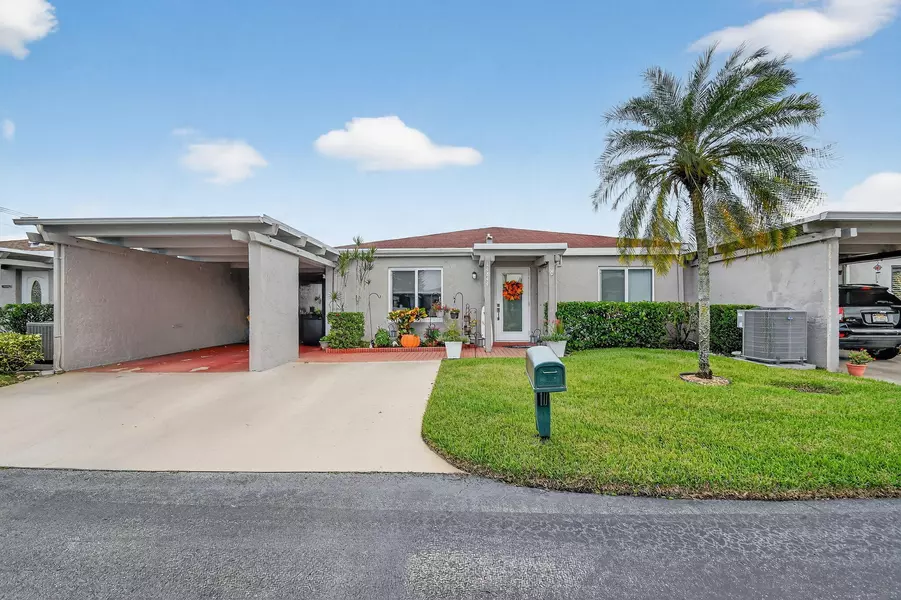 14844 Wildflower LN, Delray Beach, FL 33446