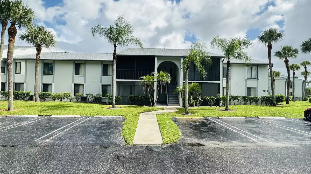 West Palm Beach, FL 33409,1006 Green Pine BLVD H2