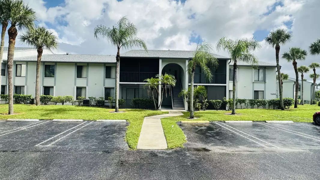 1006 Green Pine BLVD H2, West Palm Beach, FL 33409