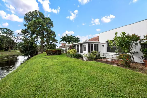 Palm Beach Gardens, FL 33418,13210 Touchstone PL