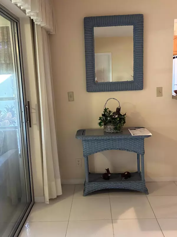 Delray Beach, FL 33445,4540 NW 3rd CT C