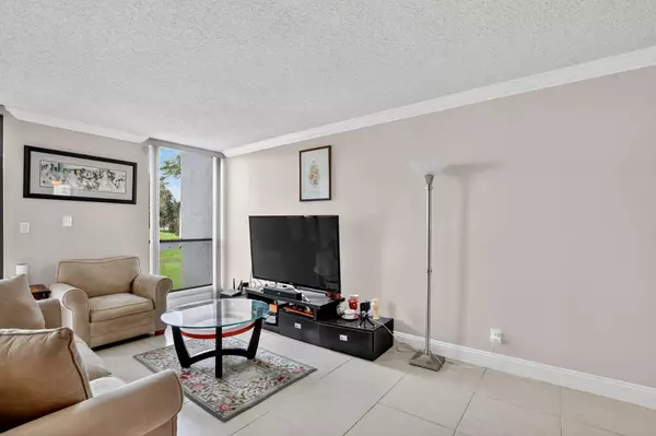 Boca Raton, FL 33434,1004 Bridgewood PL