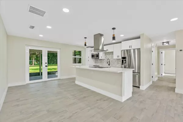 Palm Beach Gardens, FL 33418,4931 N Kay ST