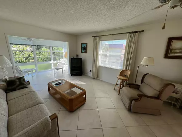 Vero Beach, FL 32962,62 Woodland DR 201