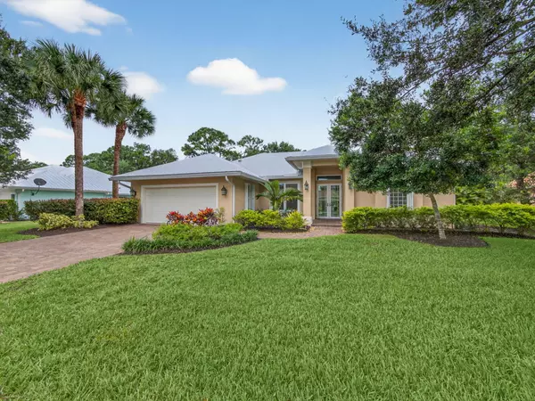 8836 SW Fishermans Wharf DR, Stuart, FL 34997