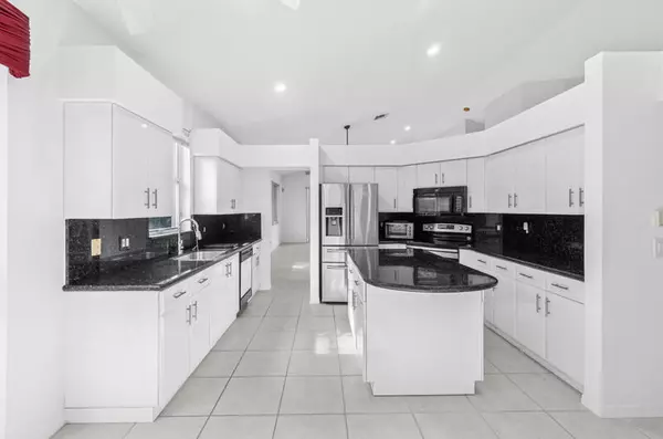 Boynton Beach, FL 33437,5190 Brookview DR