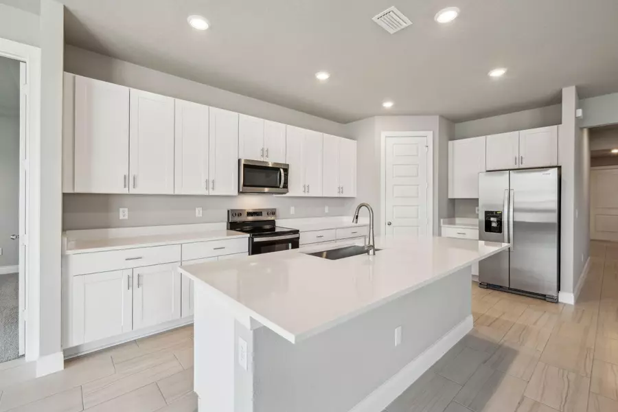 11286 NW Blockbird DR, Port Saint Lucie, FL 34987