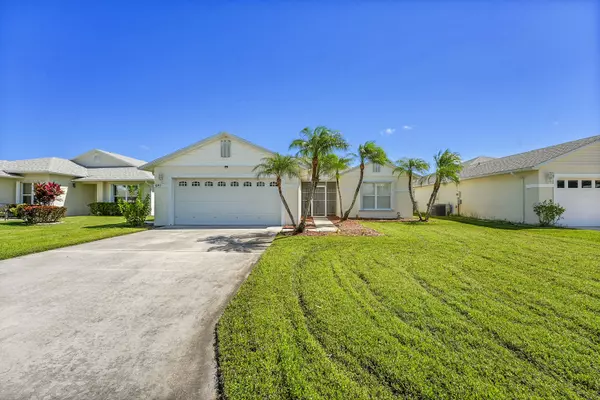 6245 Alexandria CIR, Fort Pierce, FL 34982