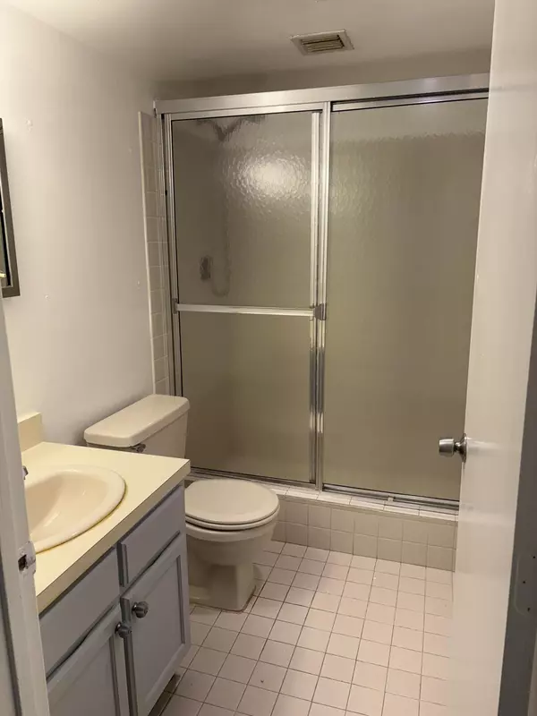 Boynton Beach, FL 33436,9845 Pineapple Tree DR 208