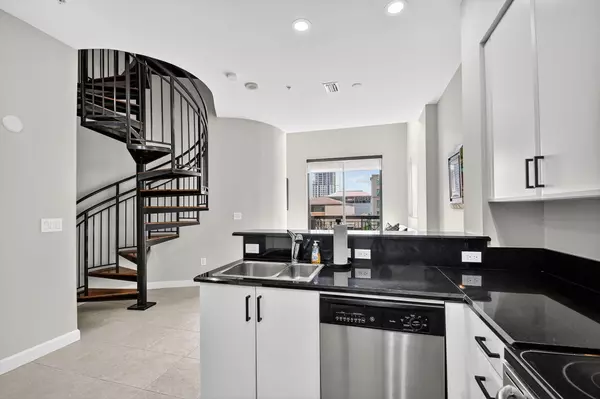 801 S Olive AVE 408, West Palm Beach, FL 33401
